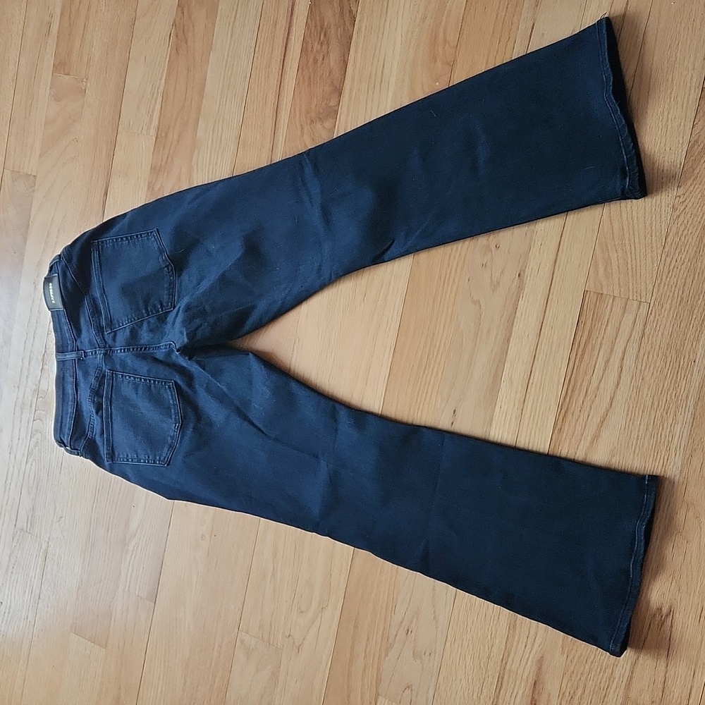 Express Jeans - Picture 2 of 3